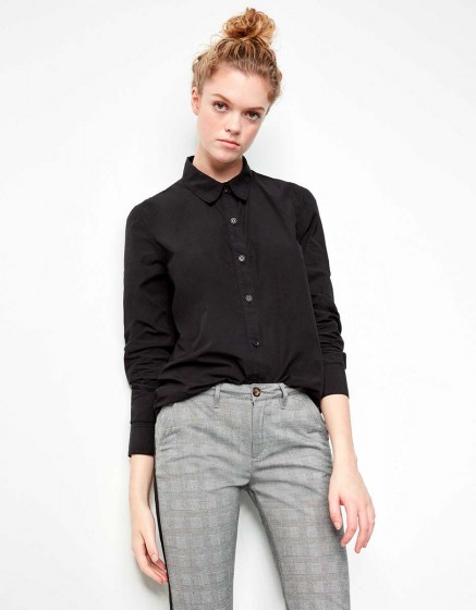 black shirt black pants women