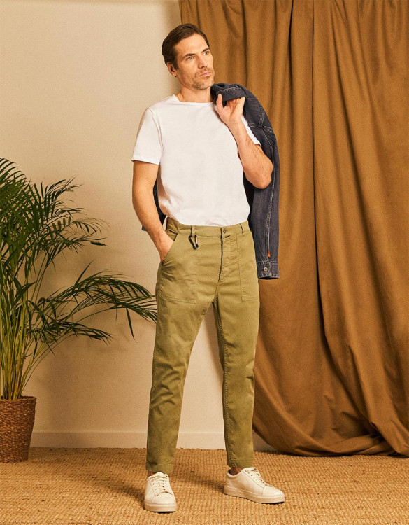 Cargo straight cropped Andrew - LIGHT MILITAR